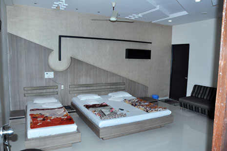 Hotel Radhe Palace Morbi Super Delux Room, Delux Room, Restaurant, Ac/Banquet, Conference Hall Hotel Radhe Palace Morbi Super Delux Room, Delux Room, Restaurant, Ac/Banquet, Conference Hall
