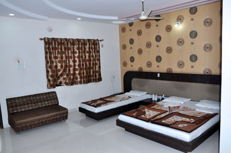 Hotel Radhe Palace Morbi Super Delux Room, Delux Room, Restaurant, Ac/Banquet, Conference Hall Hotel Radhe Palace Morbi Super Delux Room, Delux Room, Restaurant, Ac/Banquet, Conference Hall