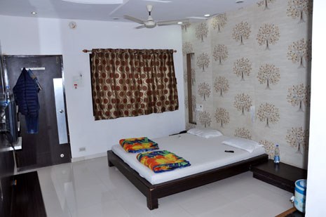 Hotel Radhe Palace Morbi Super Delux Room, Delux Room, Restaurant, Ac/Banquet, Conference Hall Hotel Radhe Palace Morbi Super Delux Room, Delux Room, Restaurant, Ac/Banquet, Conference Hall